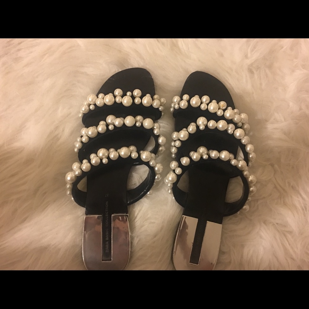 Zara Pearl Slides
